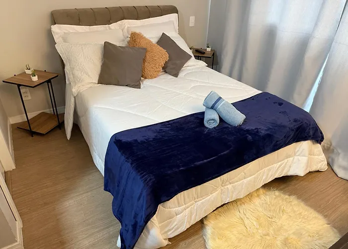 Studio Veneza Prox Metro Bras, Feirinha Madrugada, 25 Marco, Templo Salomao